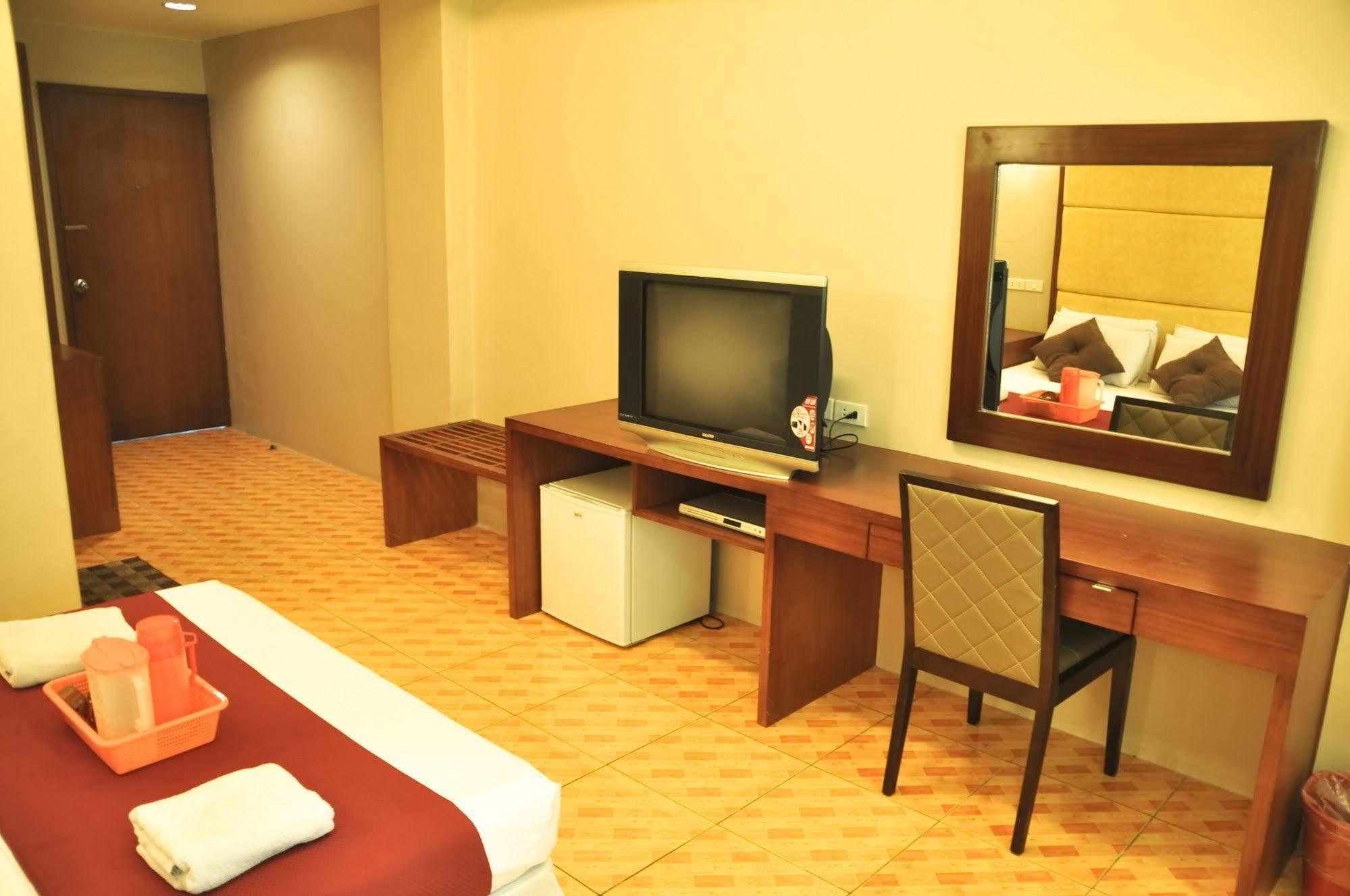 Ong Bun Pension House Iloilo Zewnętrze zdjęcie